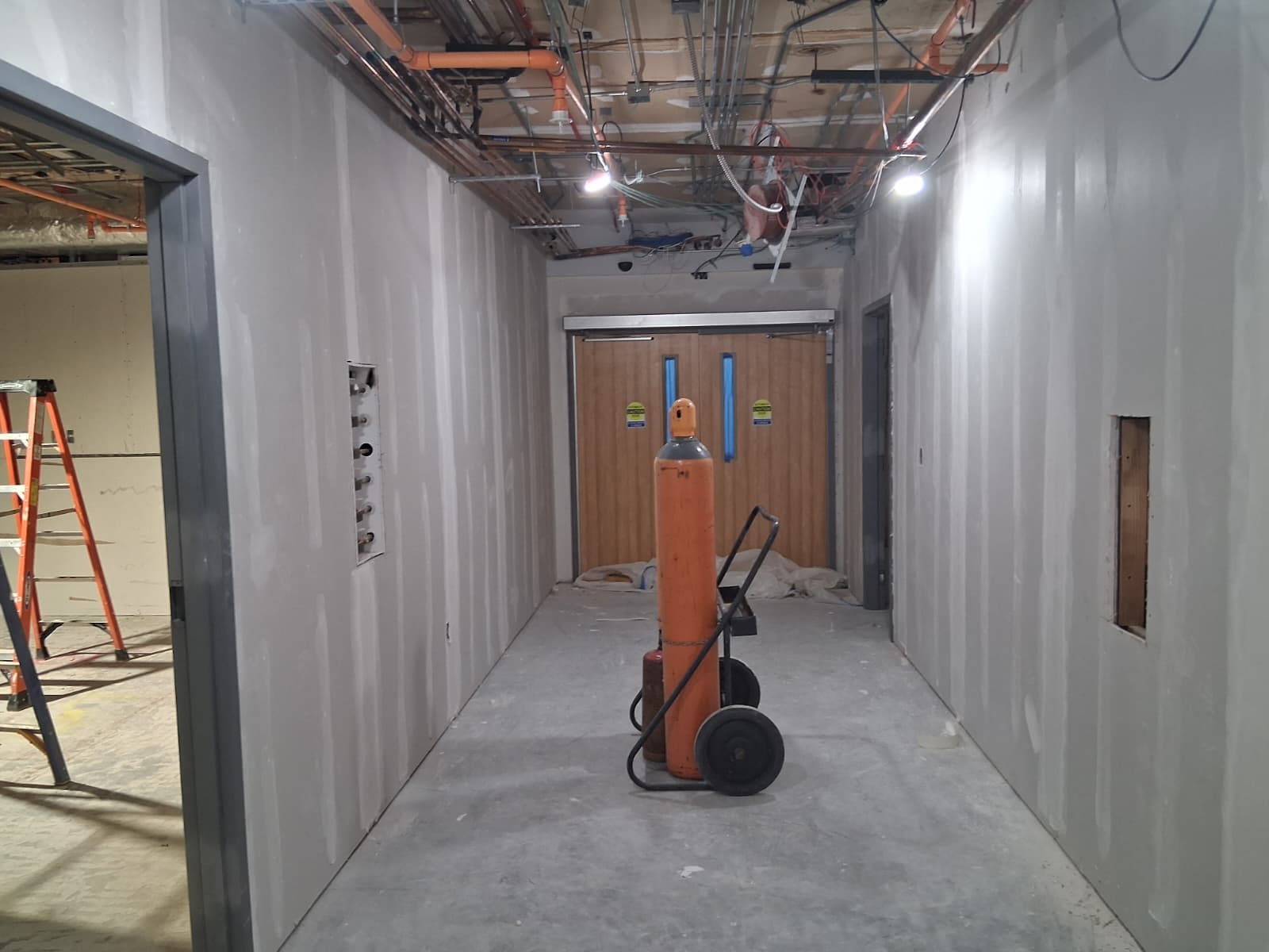 Magee Hospital Surgical Level 2